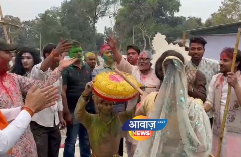 Tej Pratap Yadav का लठमार होली