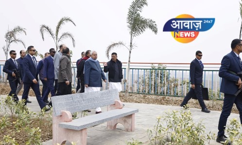 मुख्यमंत्री ने जे०पी० गंगापथ पर किए जा रहे सौंदर्यीकरण कार्य का किया निरीक्षण
