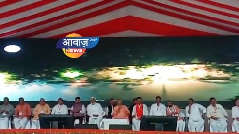 उत्तर प्रदेश के मुख्यमंत्री योगी आदित्यनाथ आज प्रयागराज दौरे पर